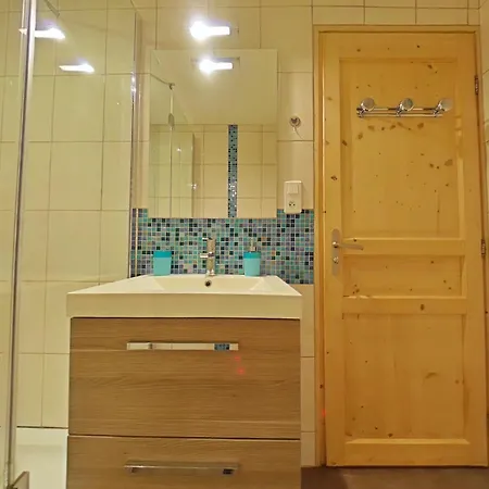 דירה Au Relais De Kichompre ג'רארדמר
